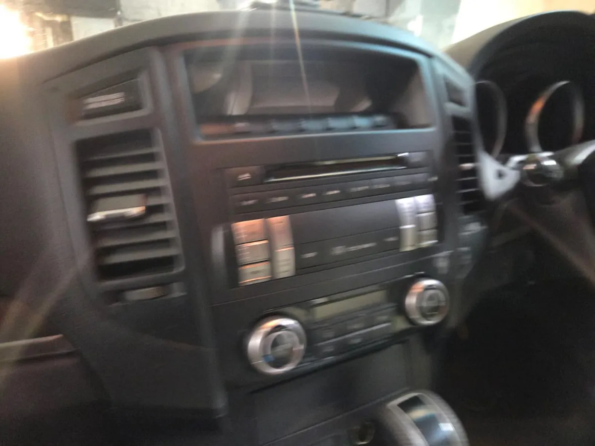 Mitsubishi Pajero 2008 - Image 2