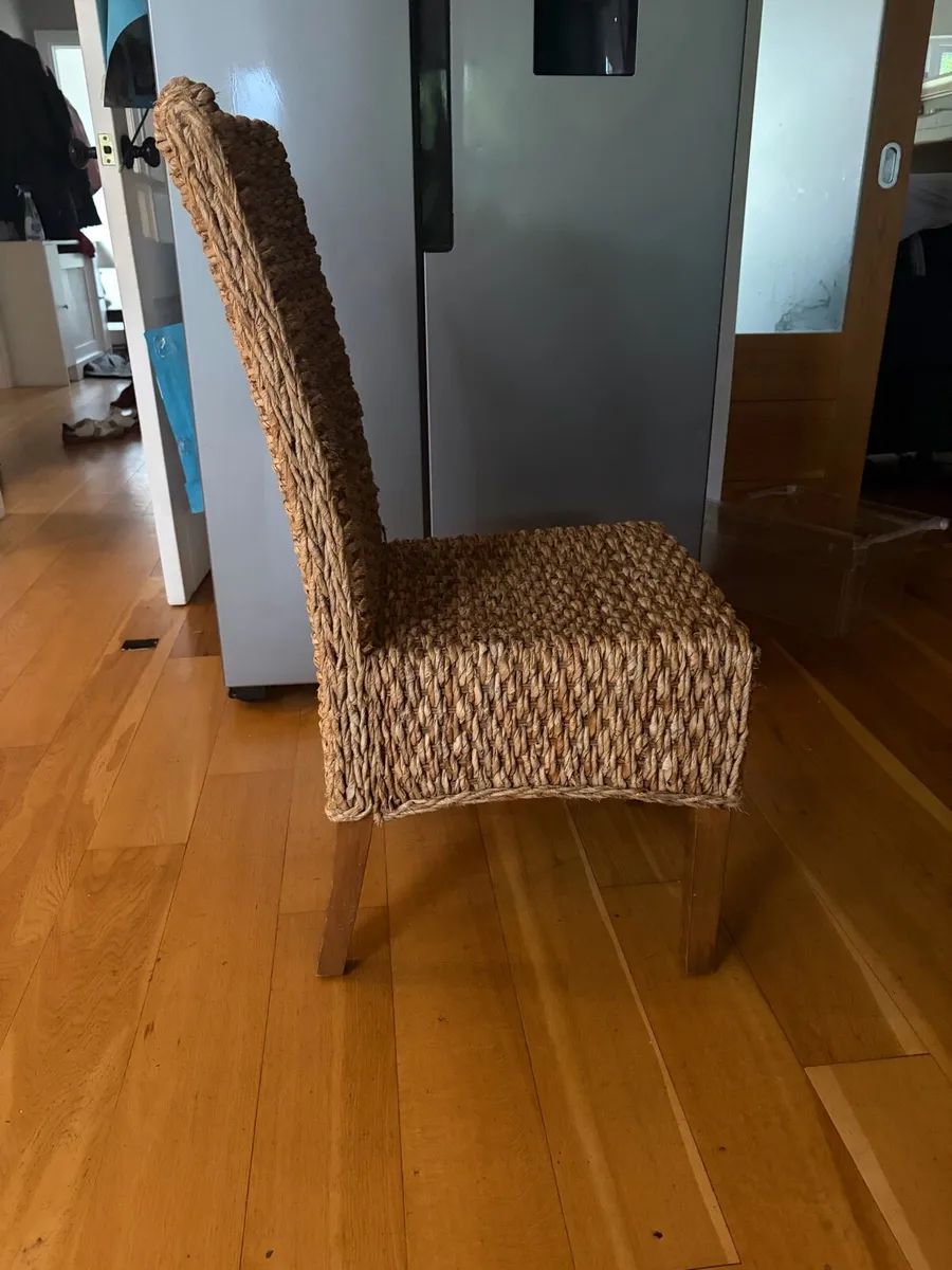 6 x wicker dining chairs - Image 1