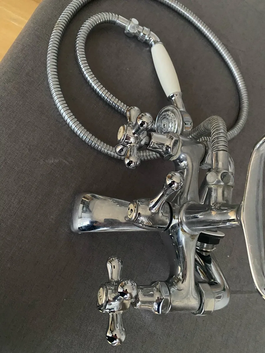 Bath and Shower mixer taps - Image 1