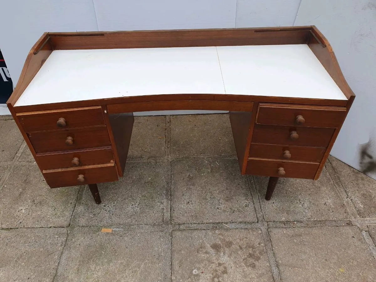 Oak hobby  table  drawers - Image 1