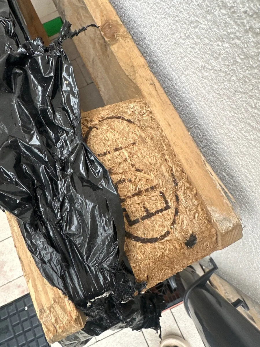 Free Wooden Pallet - Image 2