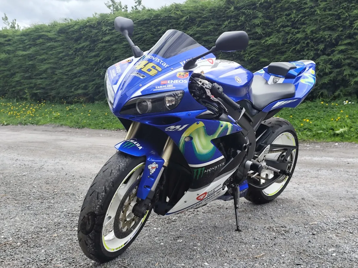 2006 Yamaha R1 - Image 2