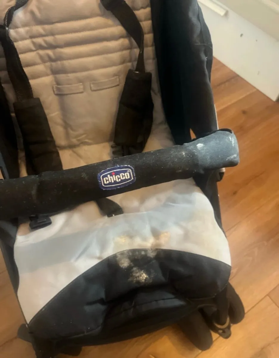 Chicco buggy stroller - Image 3