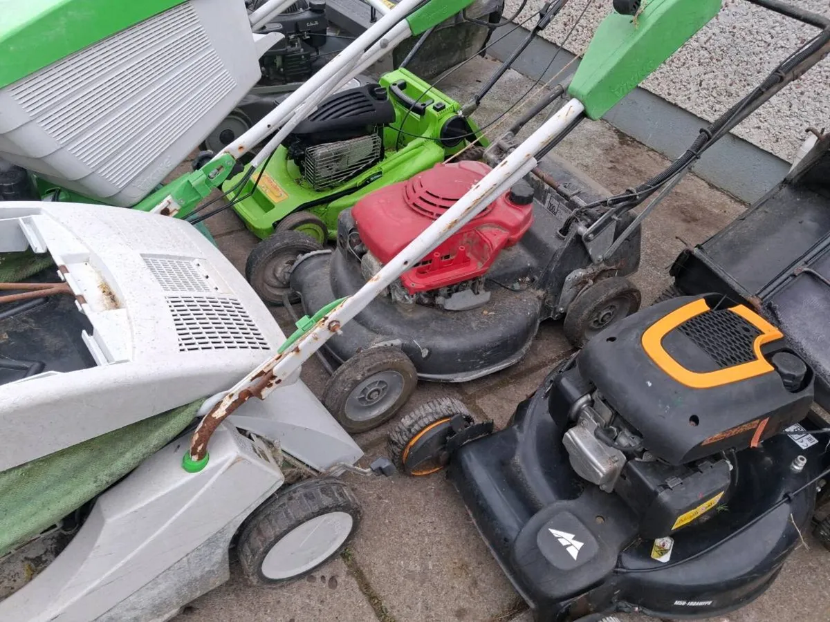 10 lawnmowers - Image 3