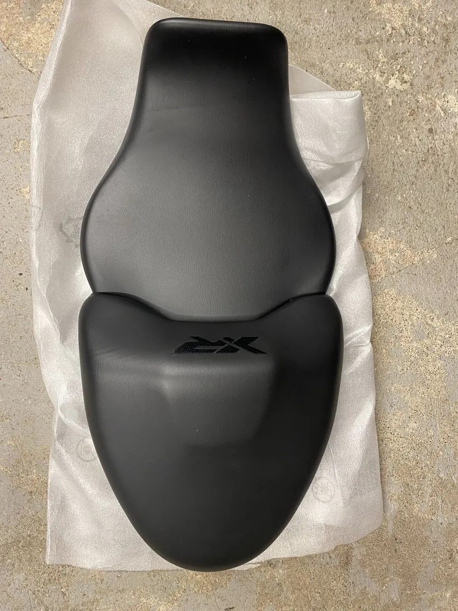 Motorbike Parts /Tyres - Image 2