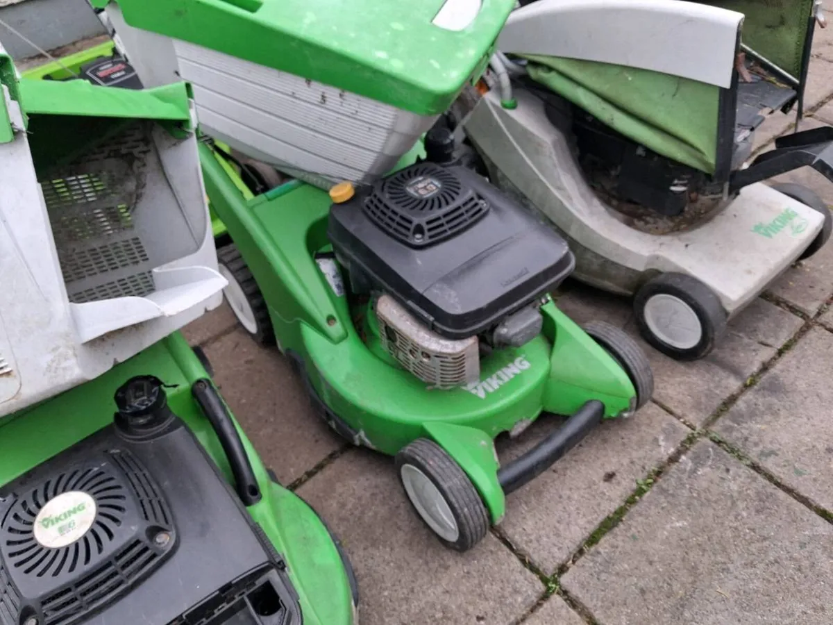 10 lawnmowers - Image 4