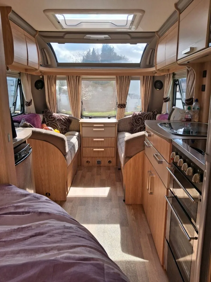 Coachman - Image 2