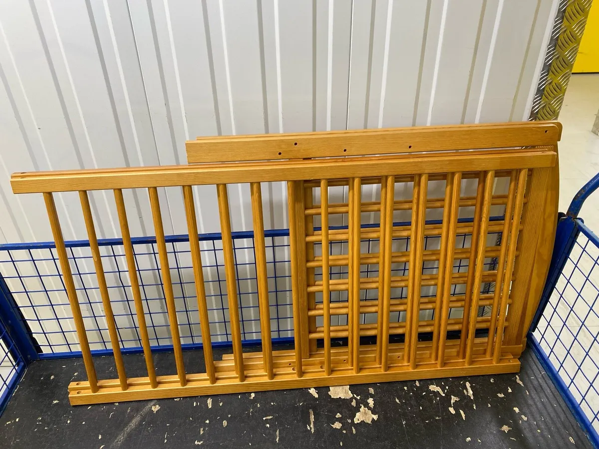 Baby bed/ cot - Image 2