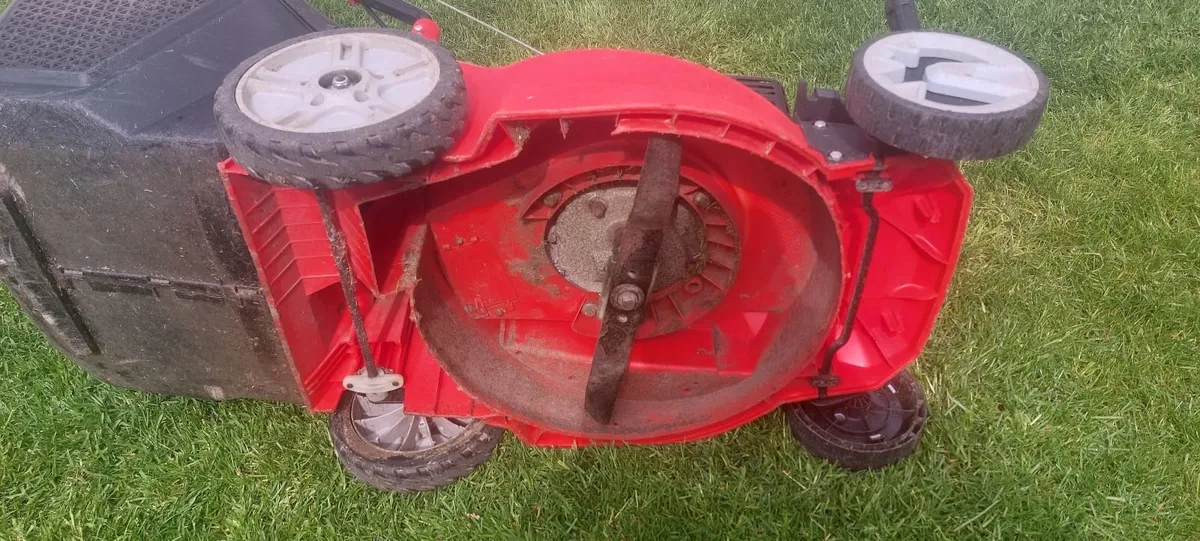 Petrol Lawnmower - Image 4