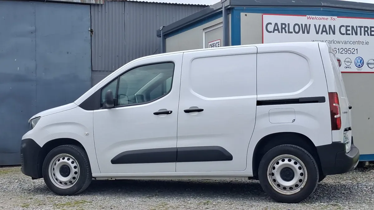 231 Peugeot Partner 1.5 blue hdi 100 Professional - Image 3
