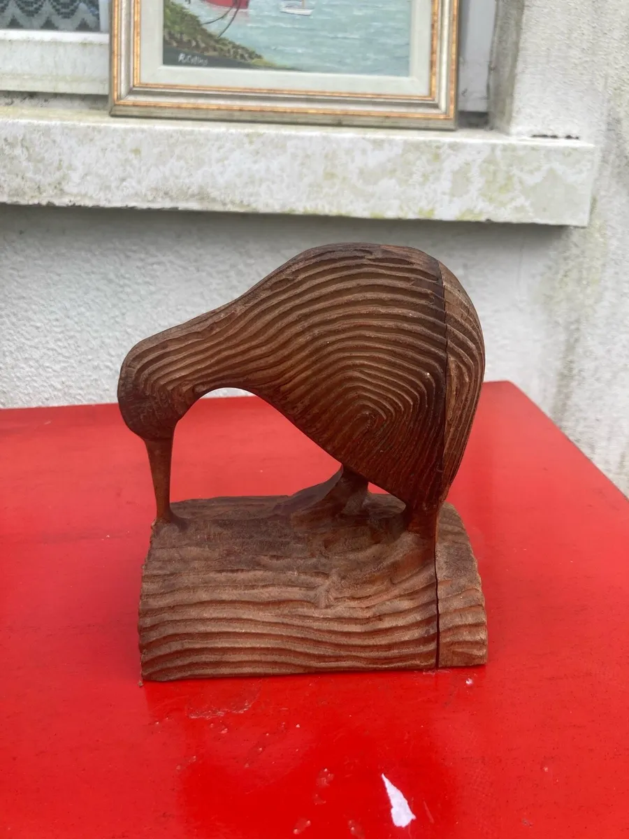 Matai hand craved figure free postage - Image 1