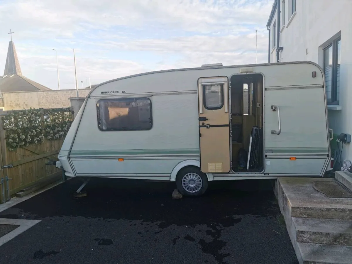 Elddis Hurricane XL - Image 2
