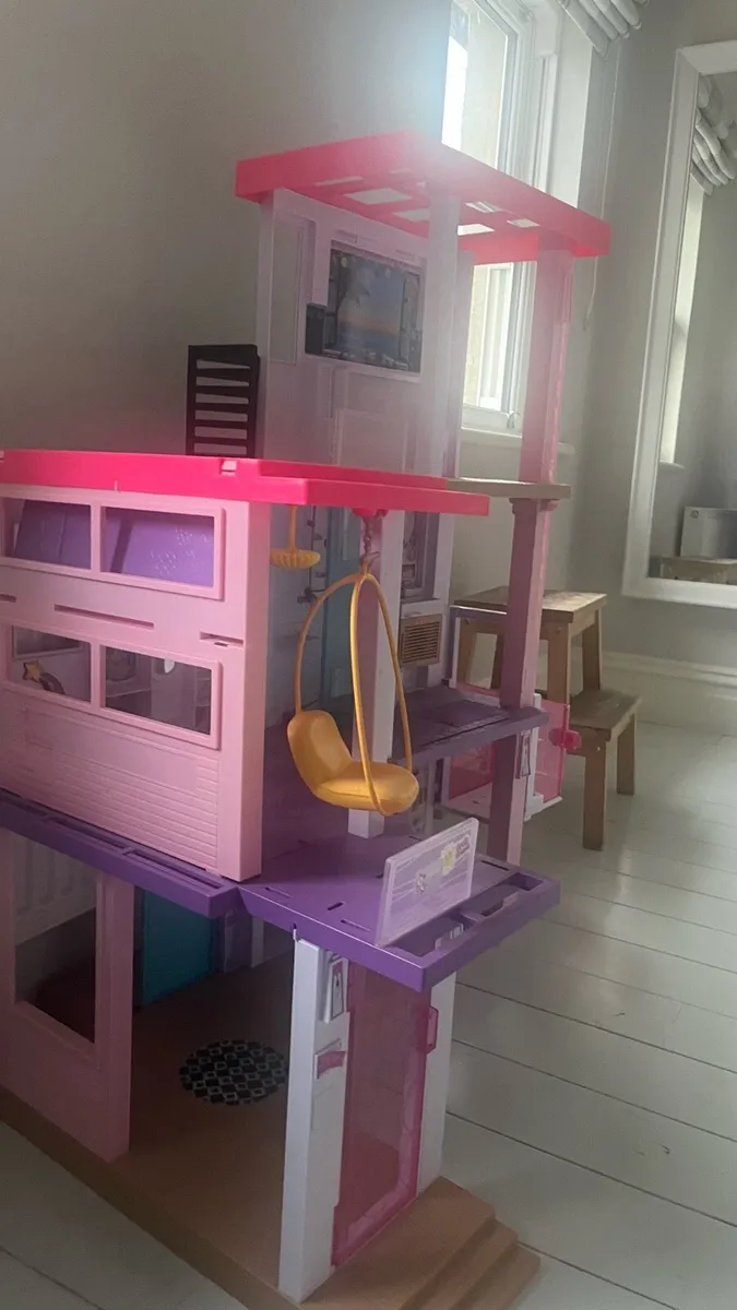 Barbie house - Image 4
