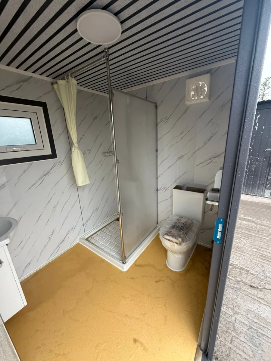 Toilet & Shower Unit – Welfare / Site Unit - Image 3