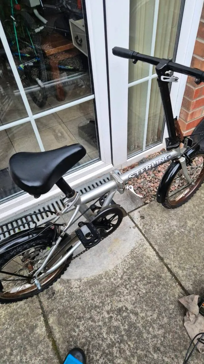 Sterling townsend folding bike 16inch wheels - Image 1