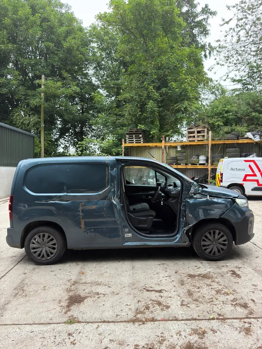 2026 Peugeot Partner - Image 4