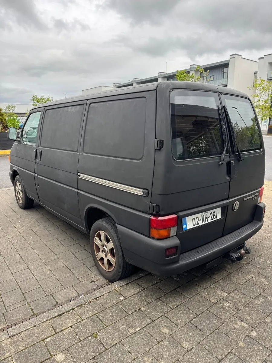 Volkswagen Transporter 2002 - Image 4