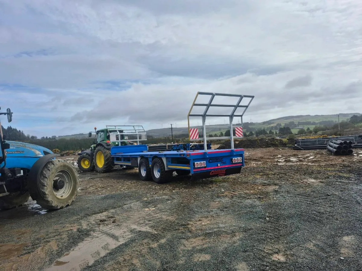 24 foot bale trailer,and tipping traliers - Image 4