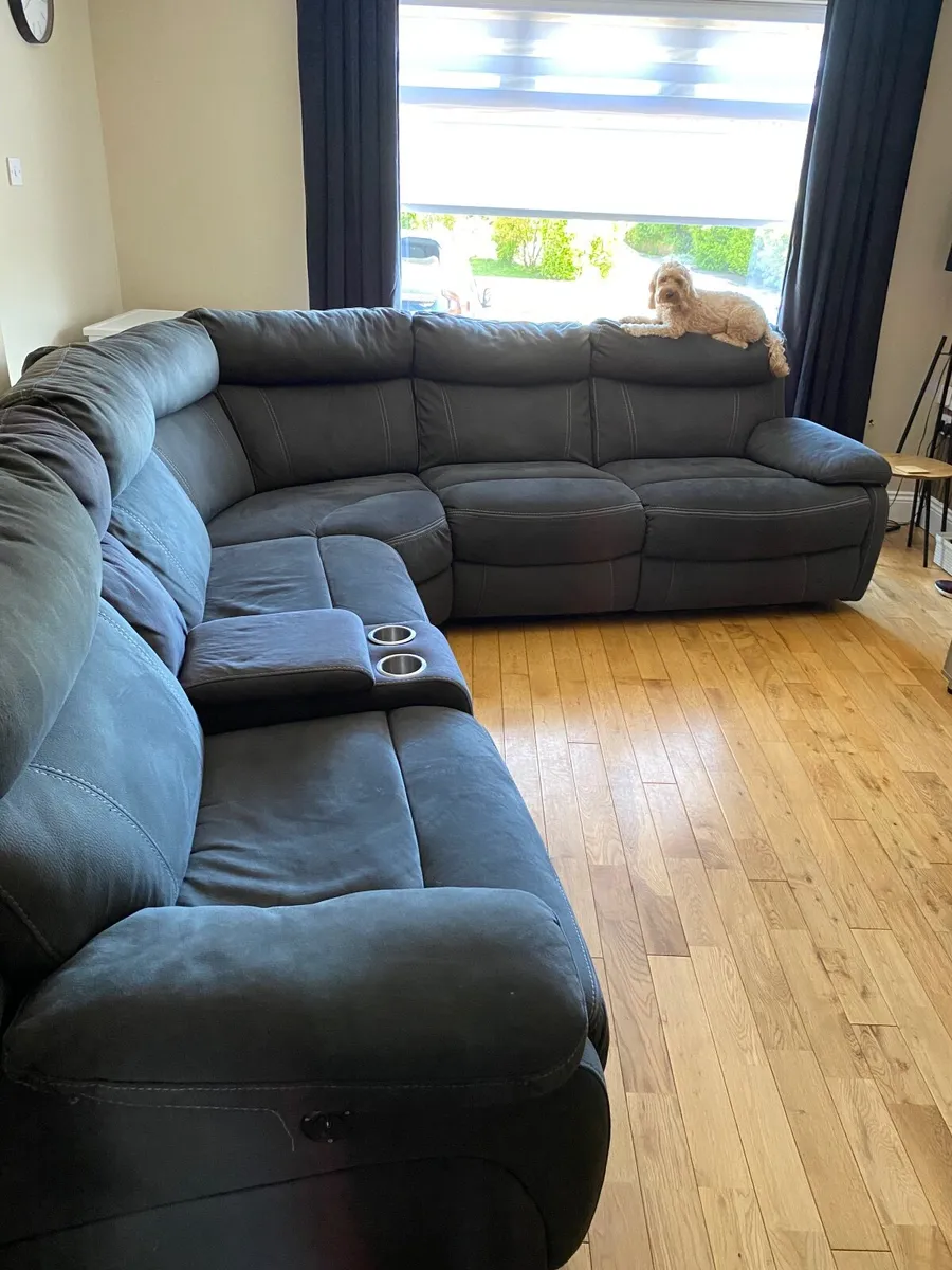 Sofa - Image 3