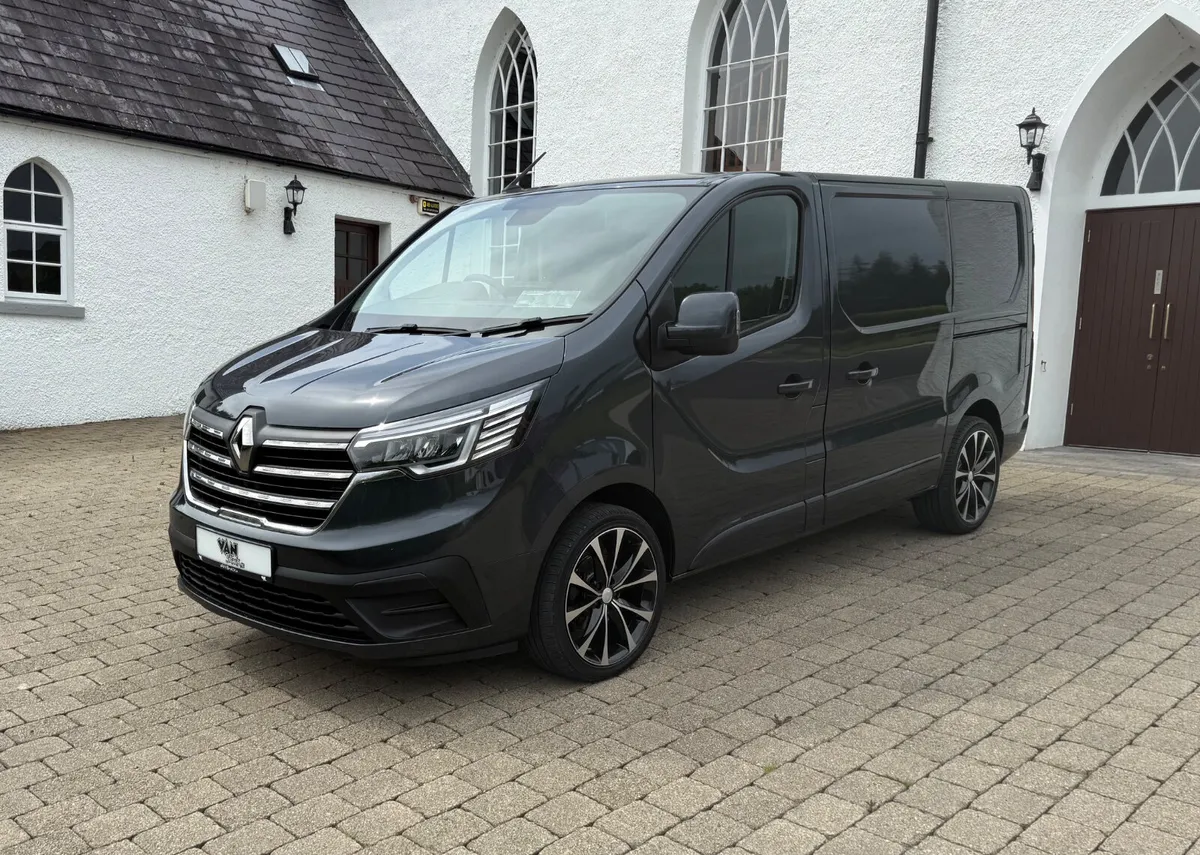 2023 (232reg) Renault Trafic 130bhp SWB L1H1 - Image 2