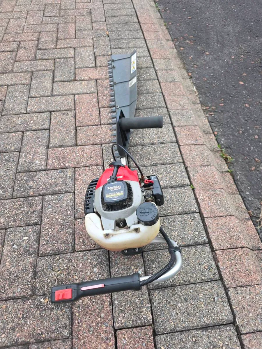Hedge Trimmers - Image 2