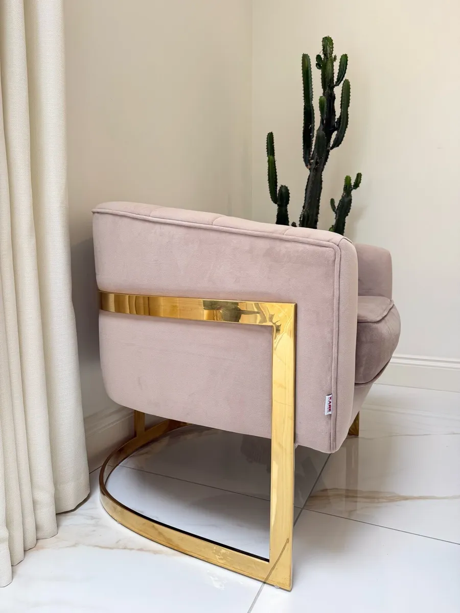 Kare Luxury Armchairs - Image 3