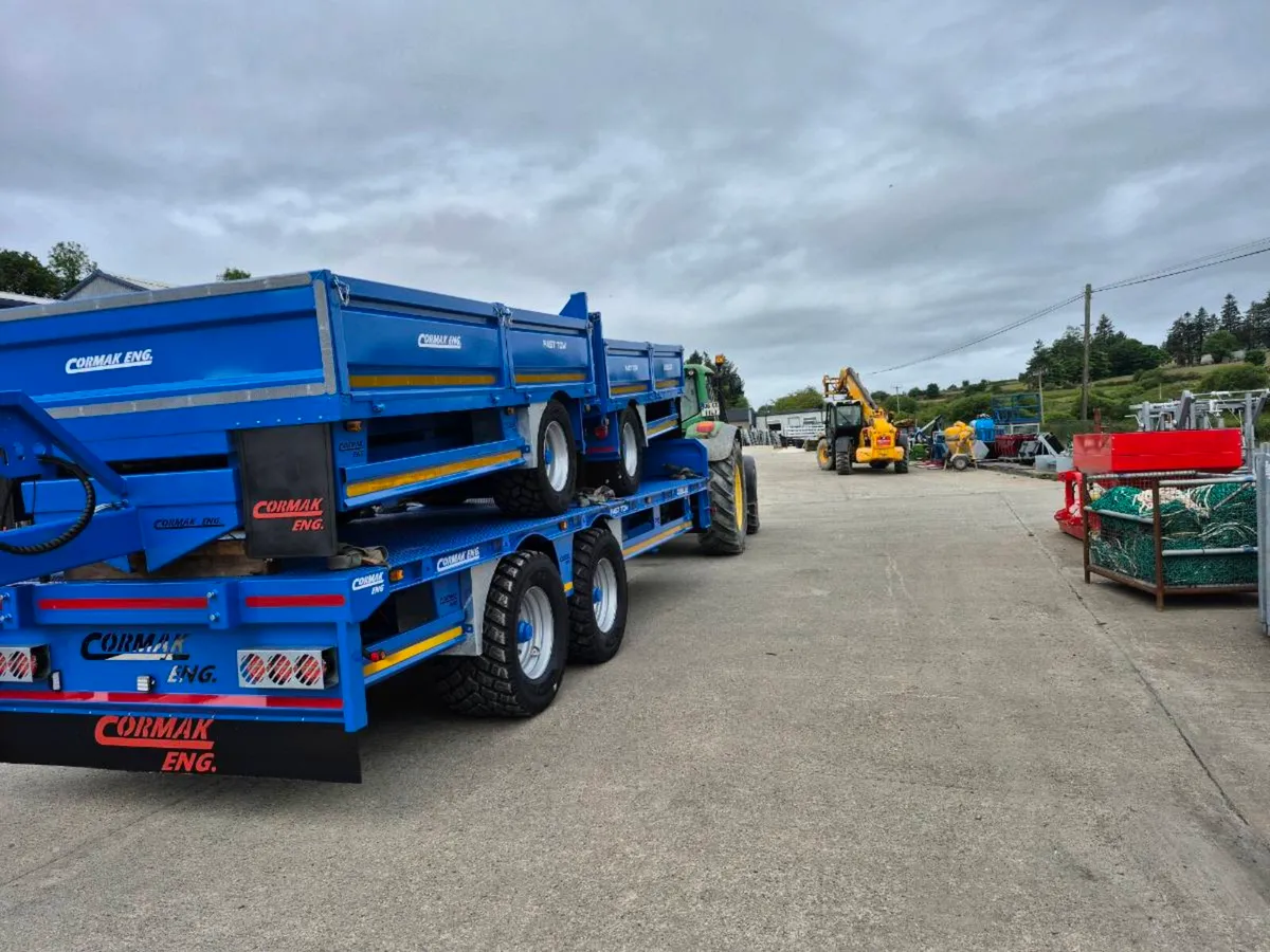 Tractor tipping trailer 12 x 7.6 - Image 4