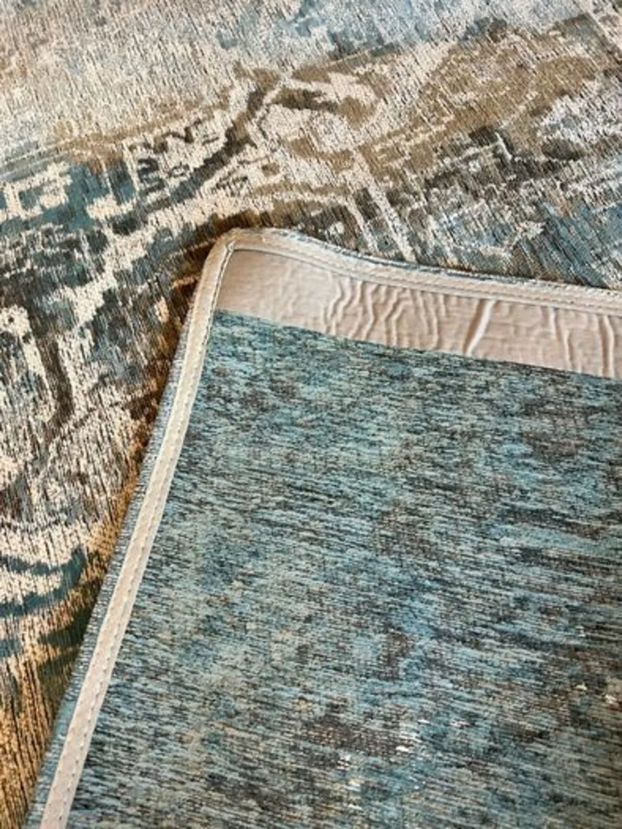 Louis De Poortere Rug 170x240cm Blue Brand New - Image 3