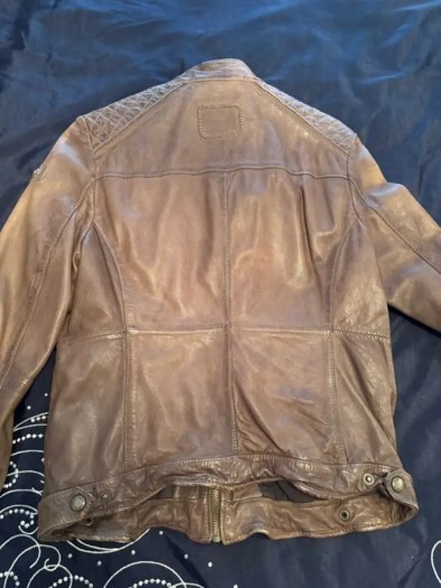 Womens Brown leather jacket size 12-14uk - Image 3
