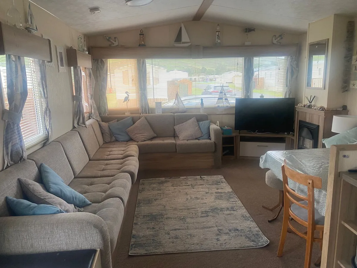 Mobile Home Static Caravan ABI Summer Breeze - Image 4