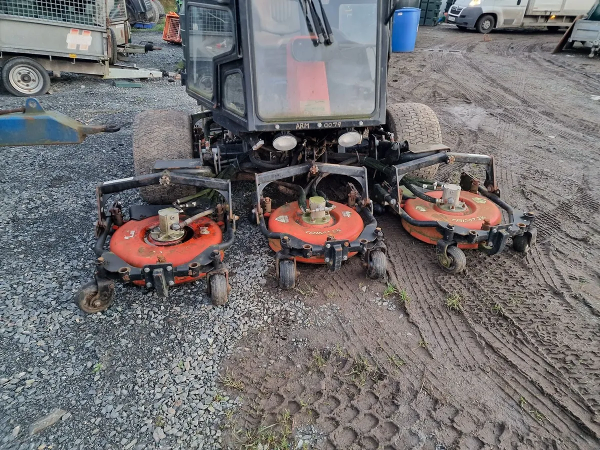 Jacobsen AR 522 Pod Gang Ride on Mower Lawnmower - Image 3