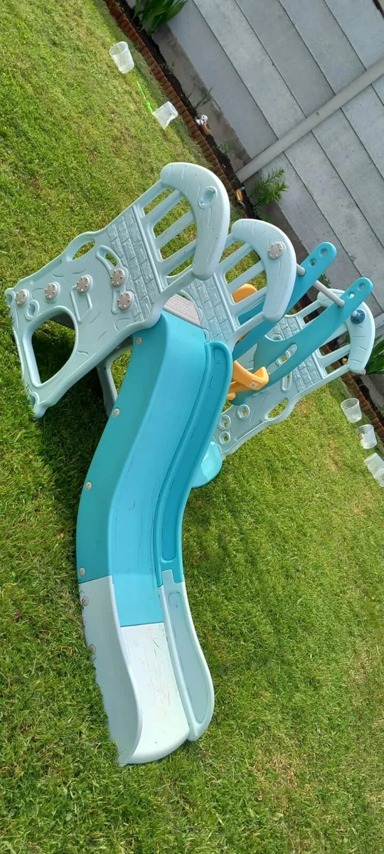 Slide and swing set - Image 4