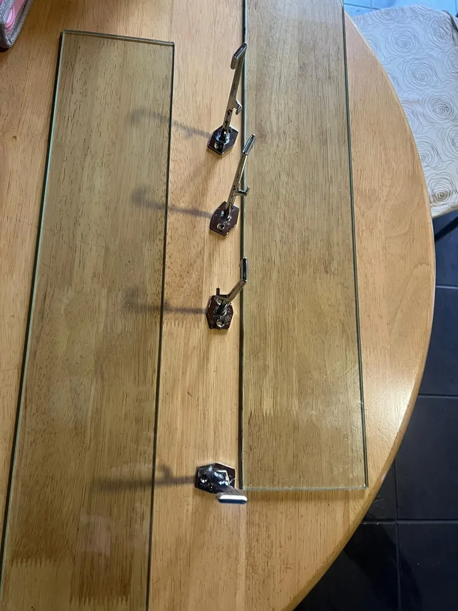 Bathroom accessories - Image 2