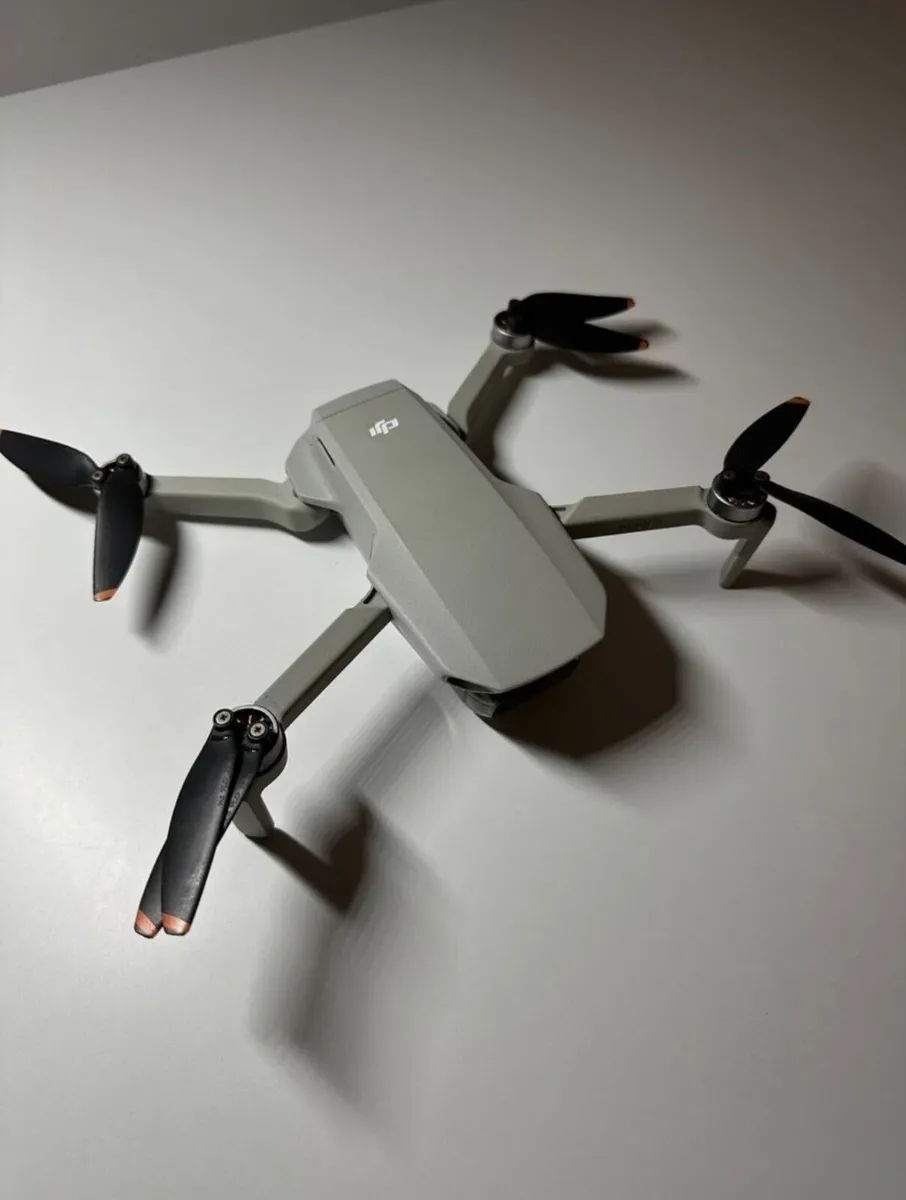 Dji mini 2  Fly more combo - Image 2