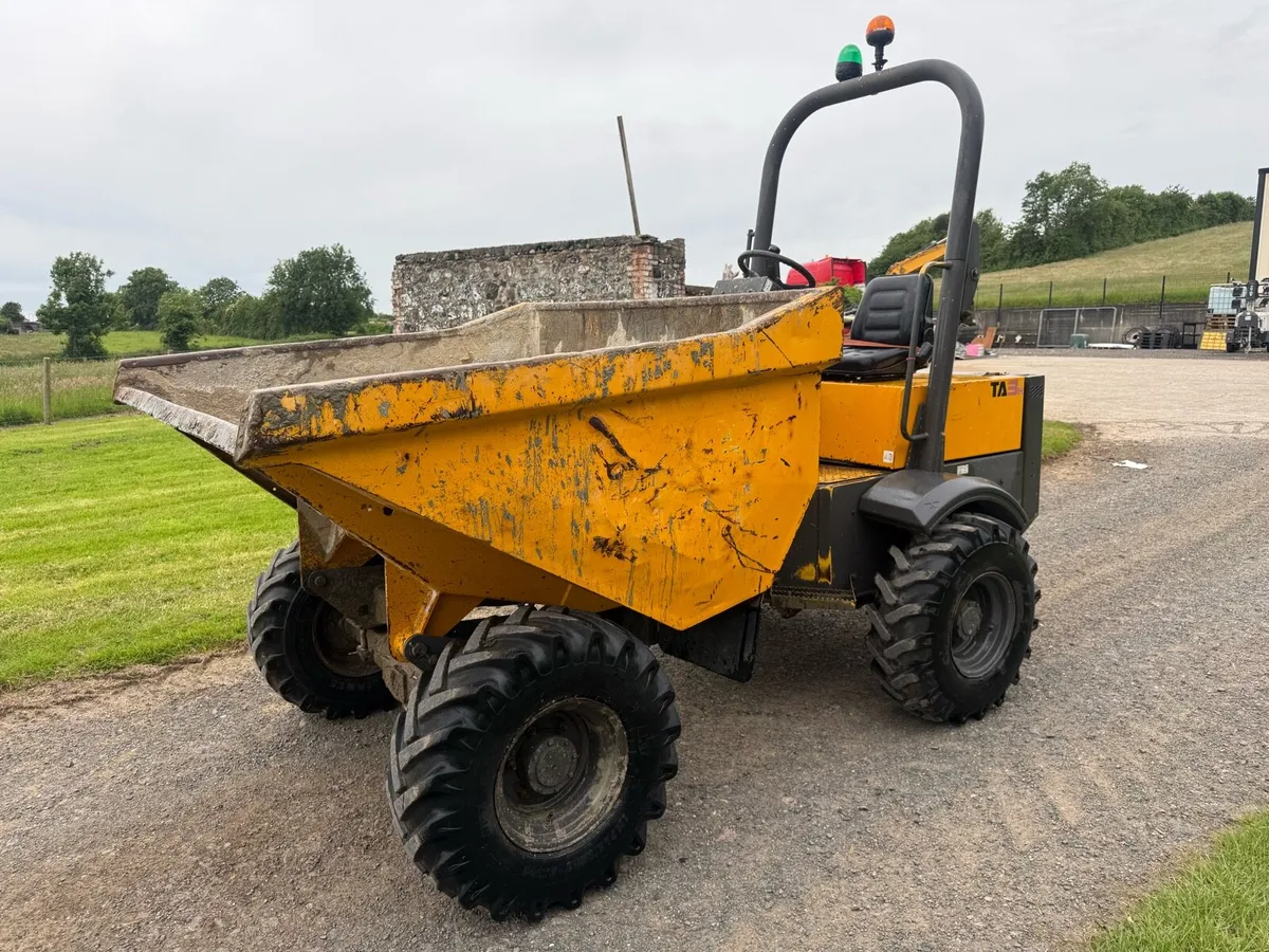 2014 Terex 3 Ton Dumper - Image 2