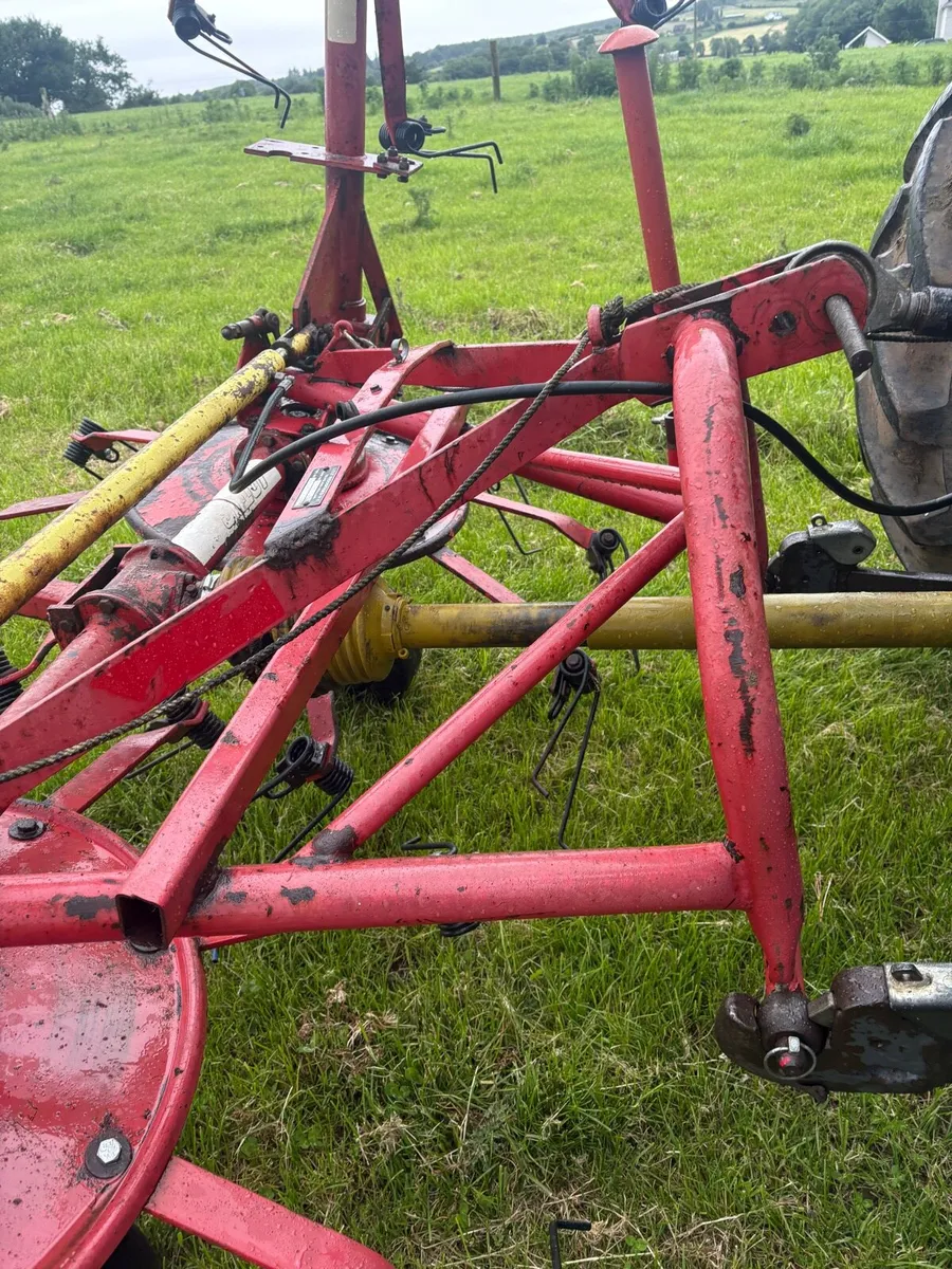 Lely Lotus 600 Tedder - Image 4