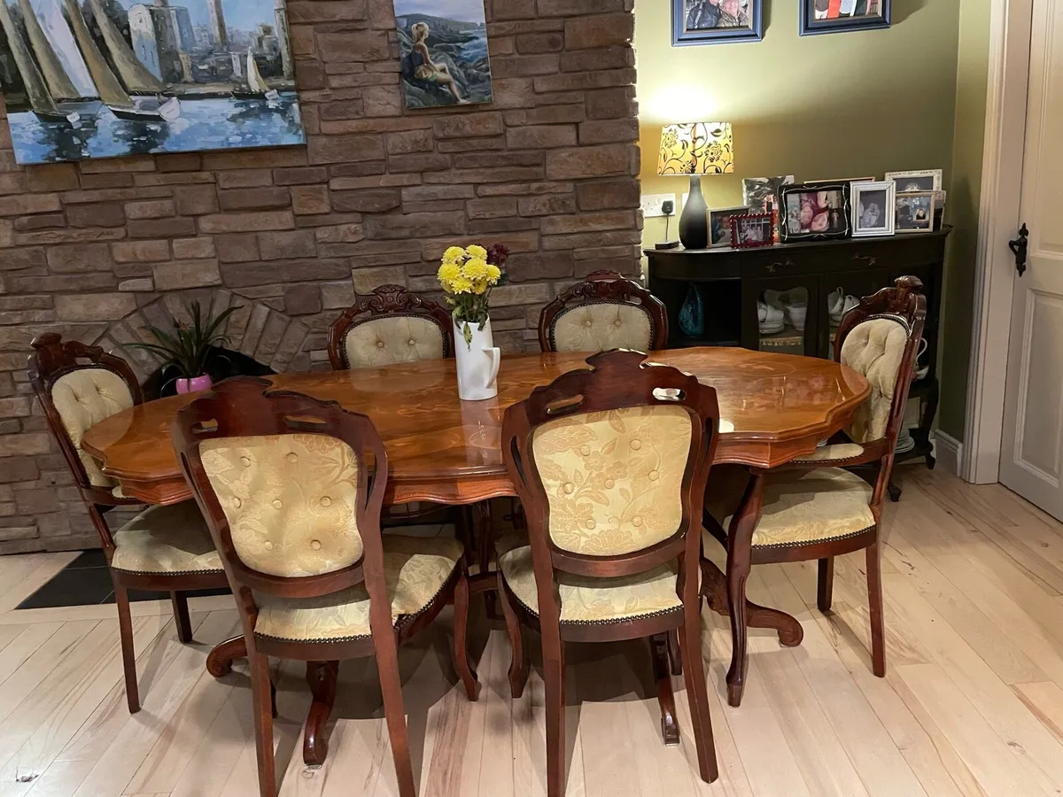 Dining table and chairs - Image 2