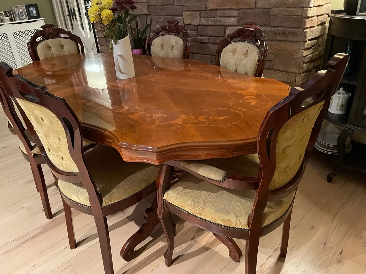 Dining table and chairs - Image 3