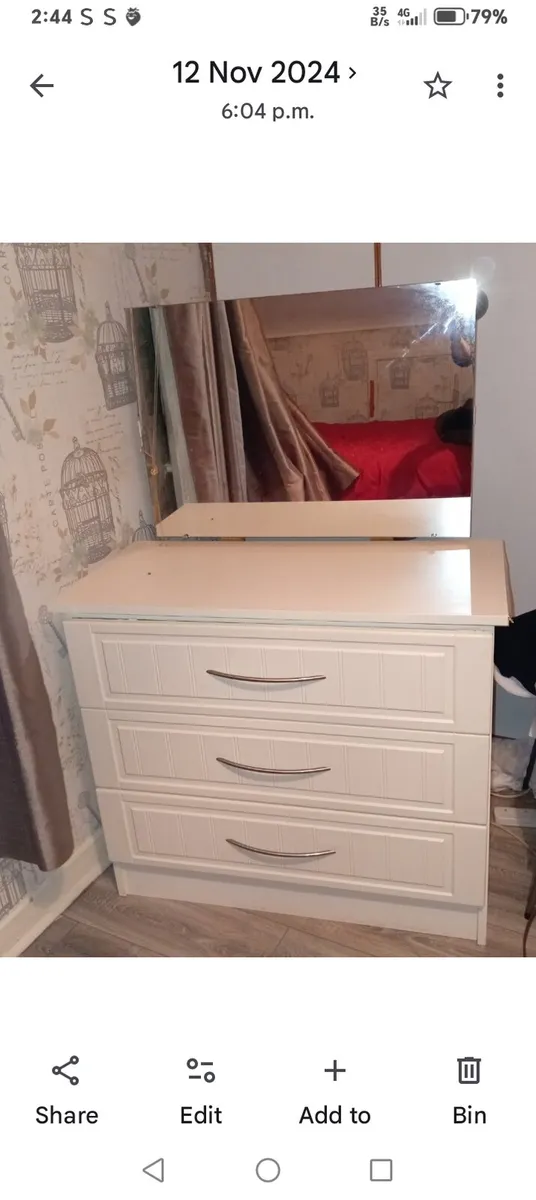 Chest of drawers - Image 1