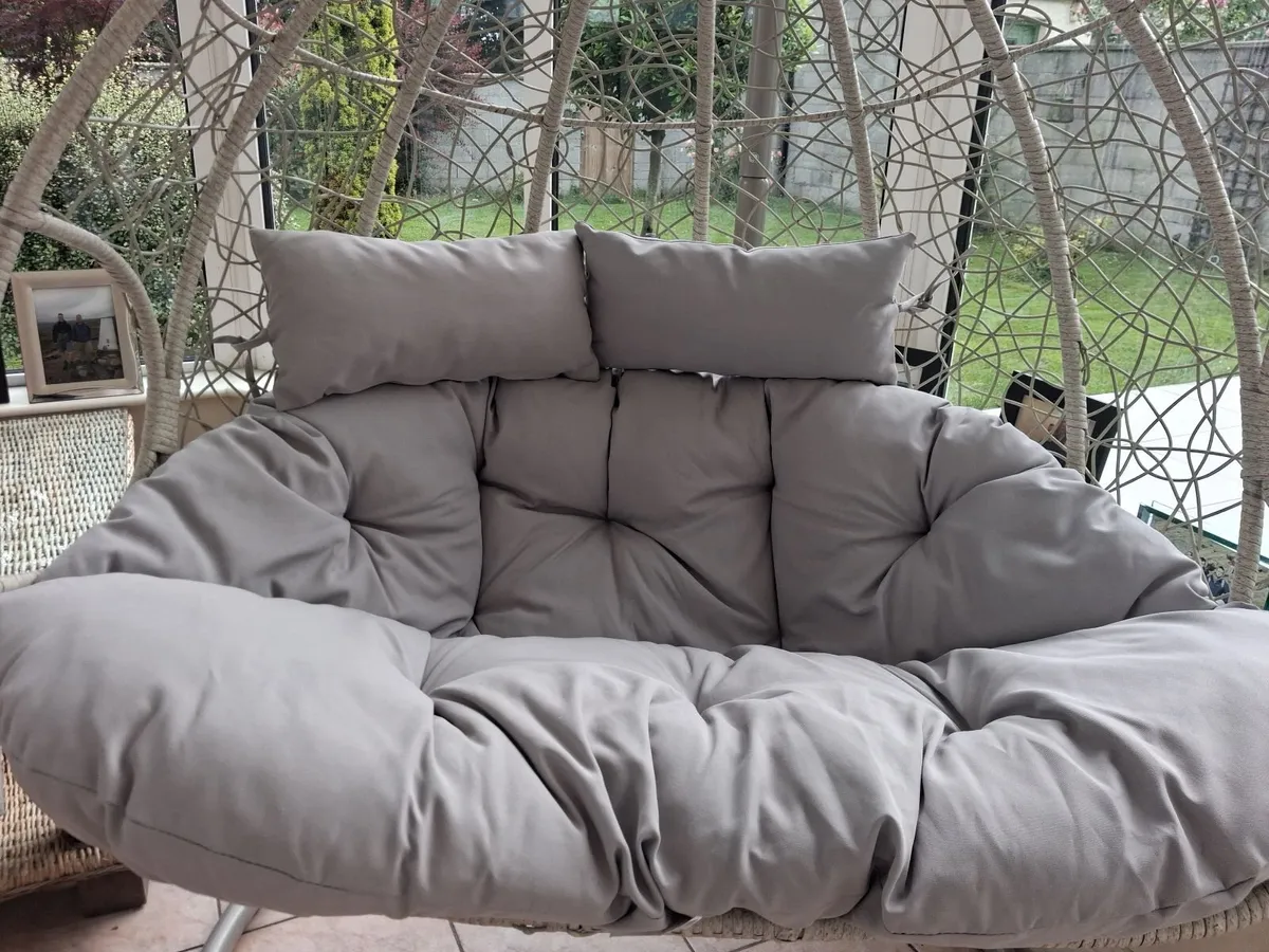 Luxury Double Egg chair - Image 4