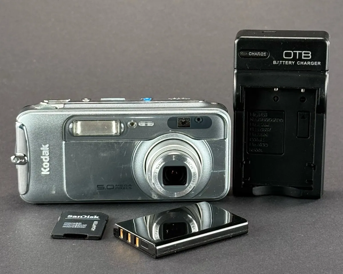 Kodak EasyShare LS753 digital camera - Image 1
