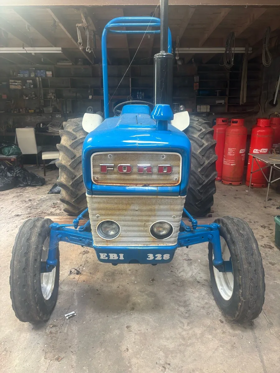 Ford 3000 - Image 2