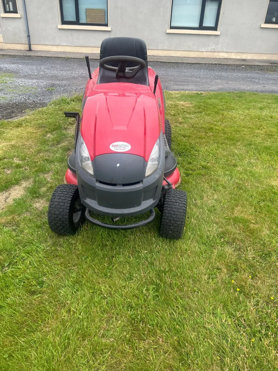 Ride on lawnmower - Image 3