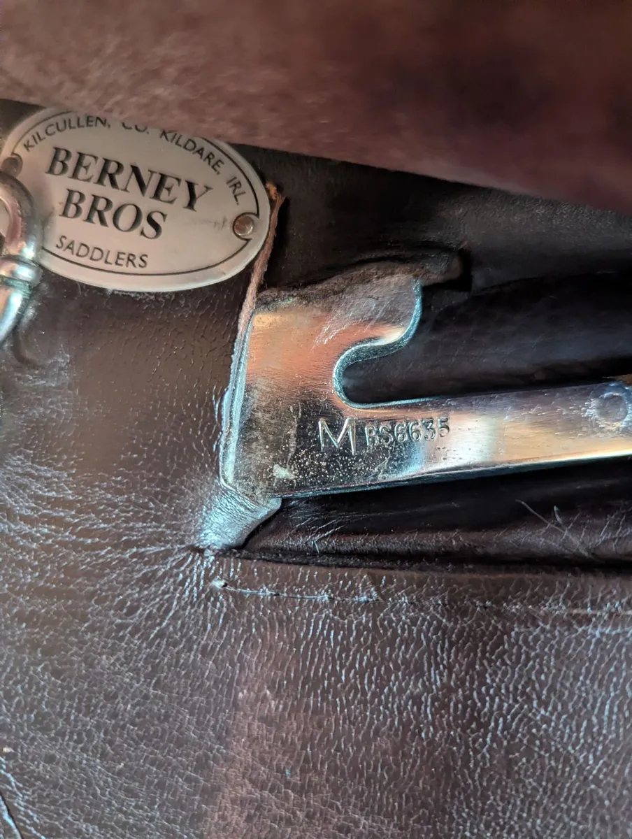 Berney GP Saddle 17" - Image 2