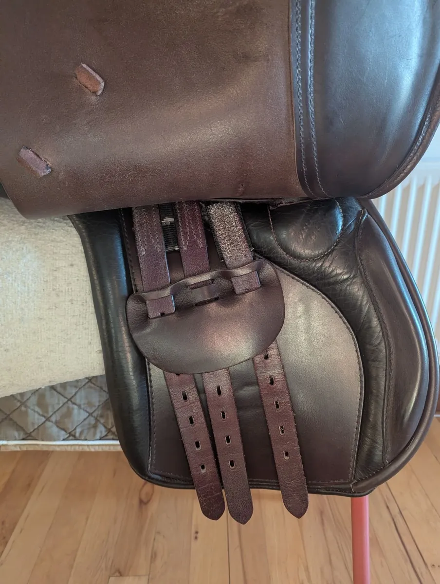 Berney GP Saddle 17" - Image 4