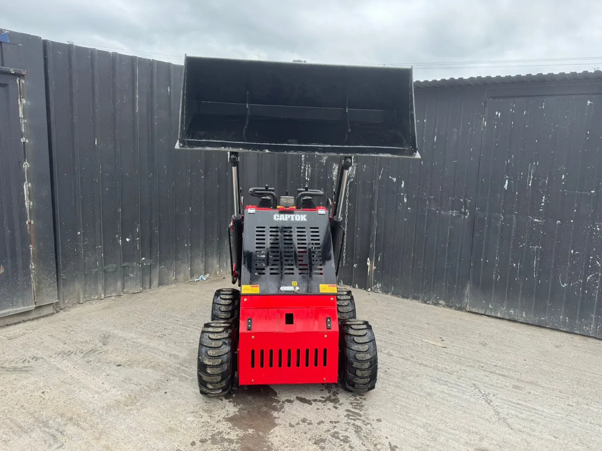 Captok Wheeled Skidsteer / Loader Diesel - Image 2
