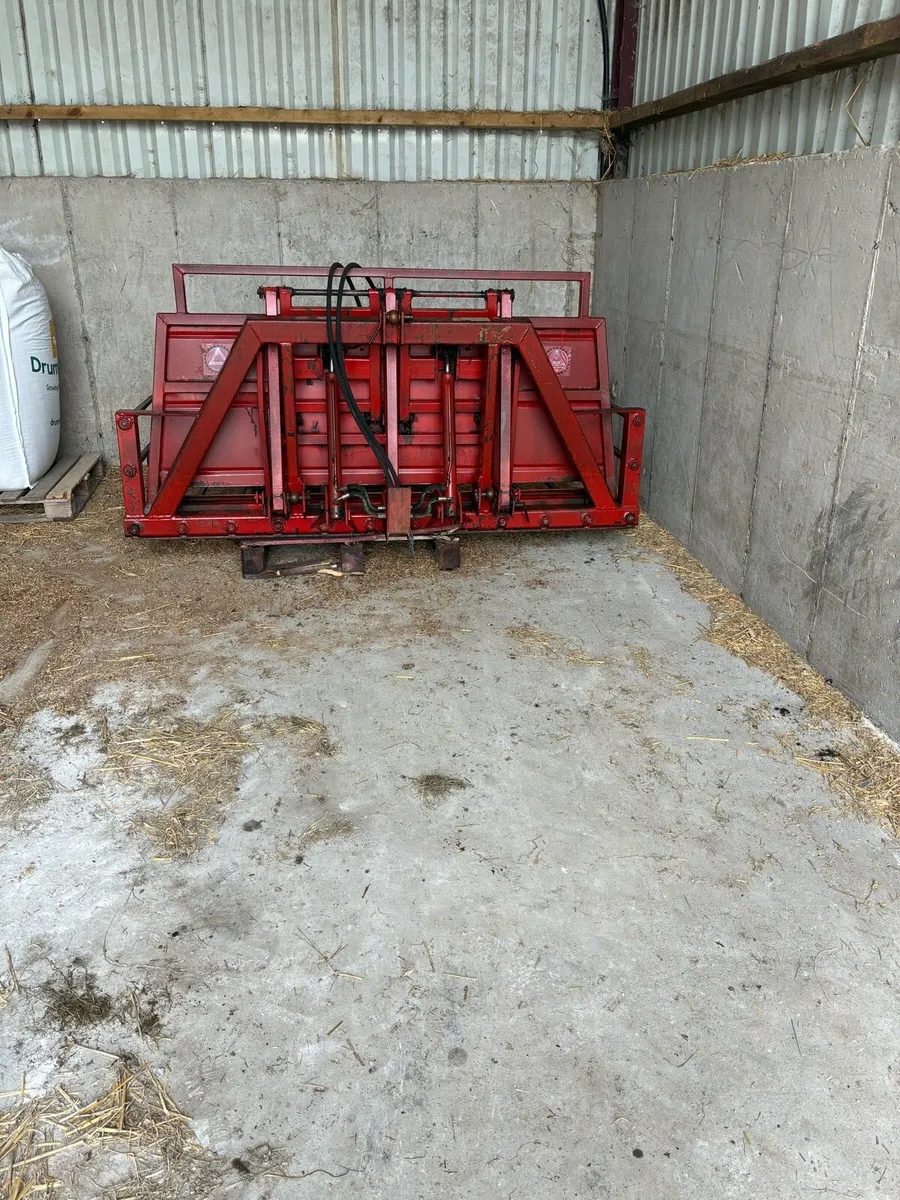 Silage push off rake - Image 2
