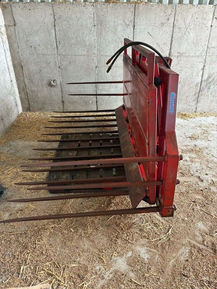 Silage push off rake - Image 3