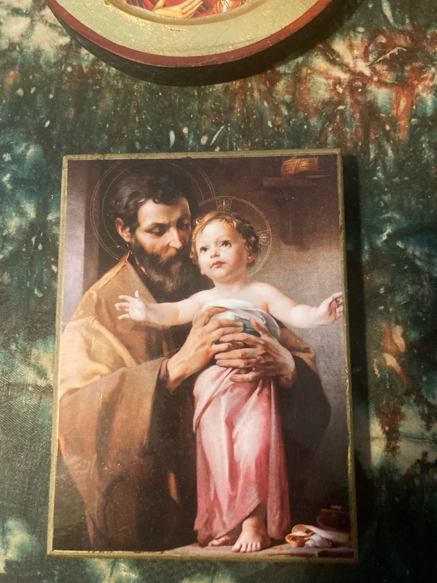 Icons holy free postage - Image 3