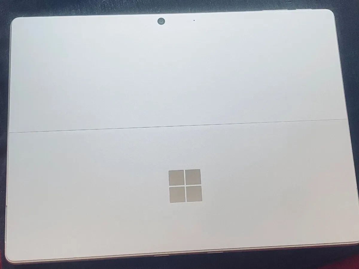 Surface pro - Image 2